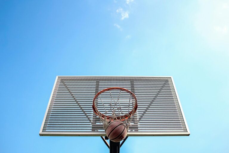 Tigers Roar to Victory: Missouri Edges Mississippi State 84-79