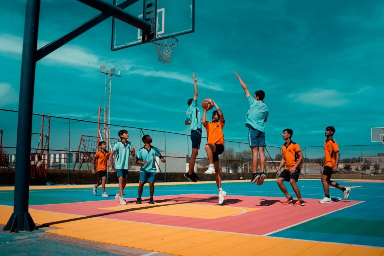 Elsie & Kinley Larsen: The Dynamic Sister Duo Lighting Up the Court in Strafford